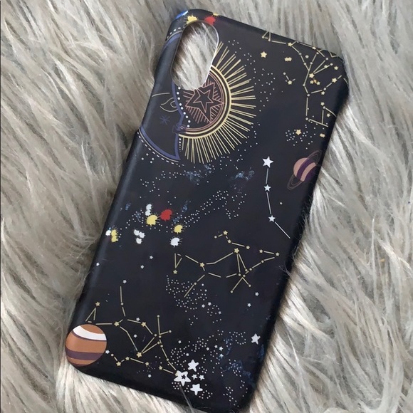 🦋PHONE CASE BUNDLE - Picture 3 of 6